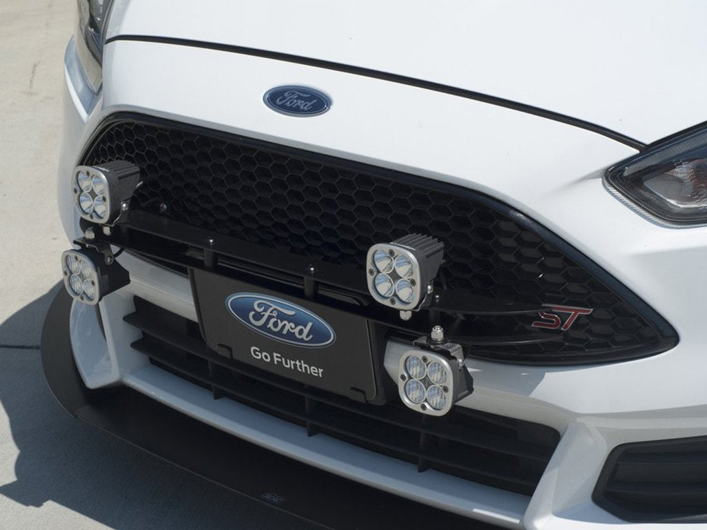 2015-2018 Ford Focus ST Light Plate [FO-P3L-LTP-11]