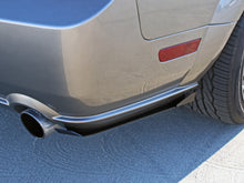 Load image into Gallery viewer, 2005-2009 Ford Mustang GT Splitter Package [FO-P8C-PKG-01]
