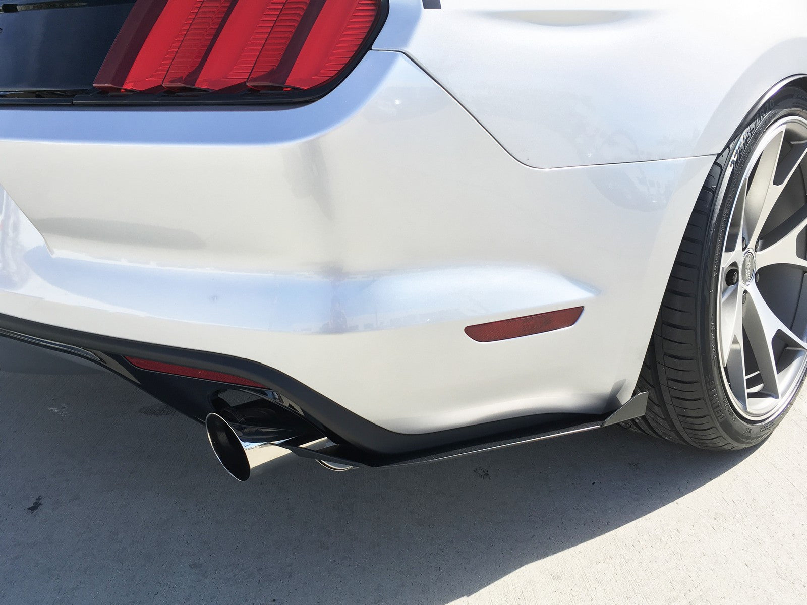 2015-2017 Ford Mustang Rear Splitter [FO-P8T-RSP-01] – Rally Innovations