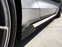 Load image into Gallery viewer, 2015-2017 Ford Mustang Side Splitter [FO-P8T-SPL-01]
